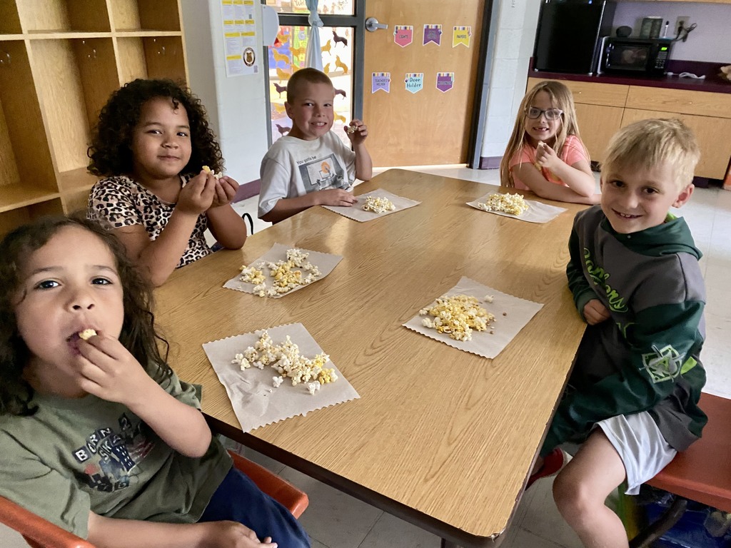 kids eating popcorn